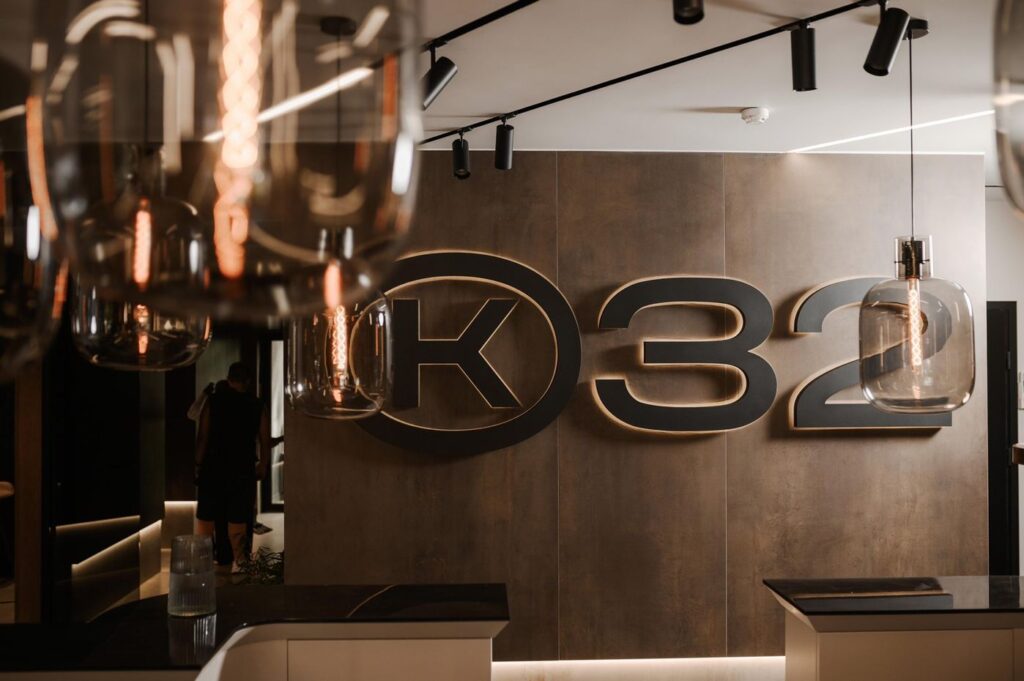 Ресепшн K32